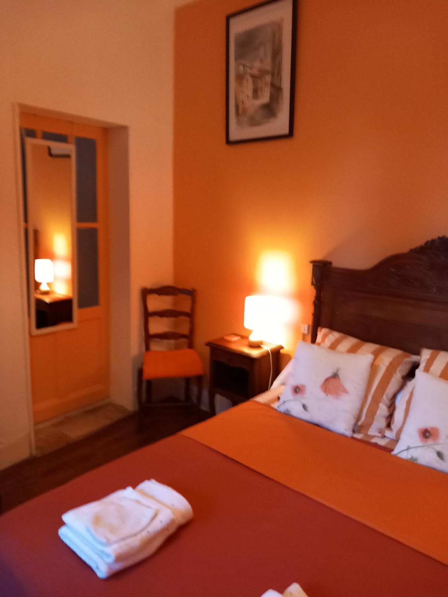 Chambre D'Hotes La Tour De Brazalem Nérac Kültér fotó
