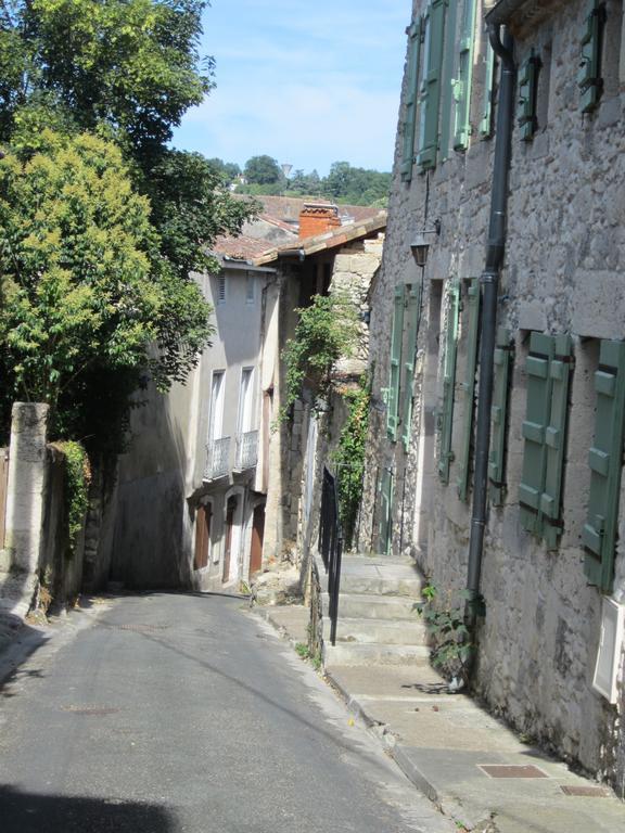 Chambre D'Hotes La Tour De Brazalem Nérac Kültér fotó