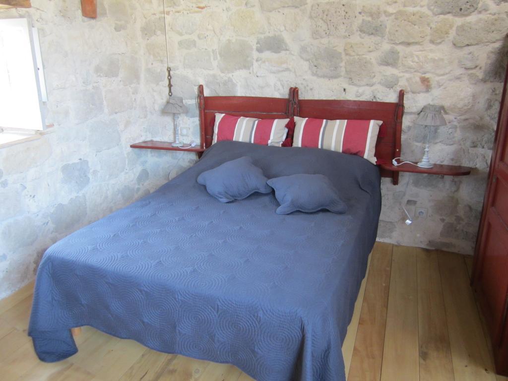 Chambre D'Hotes La Tour De Brazalem Nérac Szoba fotó