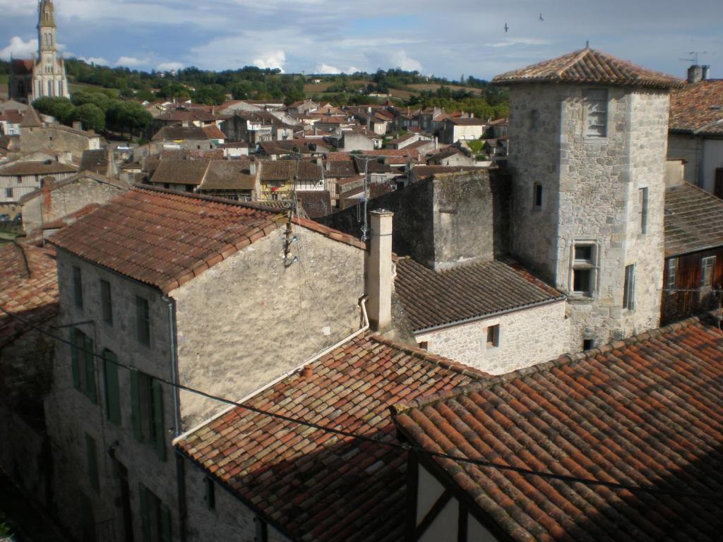 Chambre D'Hotes La Tour De Brazalem Nérac Kültér fotó